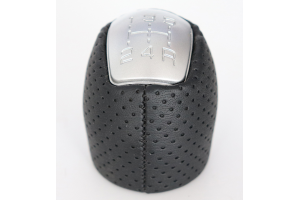 Leather Luxe Πόμολο 6 Δερμάτινο με Τρυπητή Επιφάνεια Ταχυτήτων IVECO DAILY IV DAILY V DAILY VI 2006 - 2017 Leather Luxe Πόμολο 6 Δερμάτινο με Τρυπητή Επιφάνεια Ταχυτήτων IVECO DAILY IV DAILY V DAILY VI 2006 - 2017