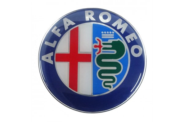 Race Axion Alfa Romeo Αυτοκολλητο Σημα Καπω / Πορτ Μπαγκαζ 7,4cm ΜΠΛΕ/ΧΡΩΜΙΟ Με Επικαλυψη Εποξειδικης Ρυτινης (ΥΓΡΟ ΓΥΑΛΙ) - 1 ΤΕΜ.