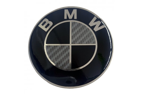BMW Αυτοκολλητο Σημα Καπω 8,2 cm CARBON/ΜΑΥΡΟ/ΧΡΩΜΙΟ Με Επικαλυψη Εποξειδικης Ρυτινης - 1 ΤΕΜ.