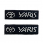 Toyota Yaris Σηματα Βιδωτα 10 Χ 3 cm Εποξειδικης Ρυτινης (ΥΓΡΟ ΓΥΑΛΙ) Σε ΜΑΥΡΟ/ΧΡΩΜΙΟ Για Πατακια - 2 ΤΕΜ.