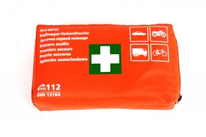 Κιτ Πρωτων Βοηθειων (ΦΑΡΜΑΚΕΙΟ)