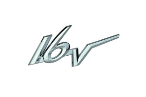 Αυτοκόλλητο Σήμα Χρωμίου "16V" 10.5x4.5cm 1Τμχ