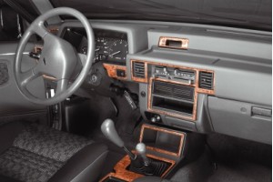 Επενδυση MITS. L200 10/93-9/96 14T με Εμφάνιση Ξύλου