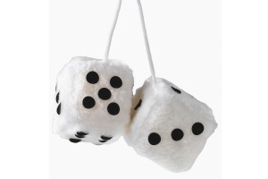 Ζάρια Κρεμαστά Διακοσμητικά Fuzzy Dice Λευκά 7x7cm 2 Τεμάχια
