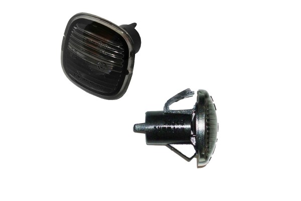 Πλαϊνό Φλας Φτερού Για Audi A3 8L 96-00 / A4 B5 94-98 / Skoda Octavia 97-04 / Fabia 00-04 Τετράγωνο Φιμέ 1 Τεμάχιο