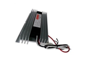Μετασχηματιστής Voltage Converter 24V To 12V 15 Amper 180 Watt Autoleads RMD615