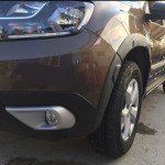 Πλαίσια Προβολέα Εμπρός Πλαινά Για Dacia Duster 2018+ Ασημί Χρώμα 2 Τεμάχια