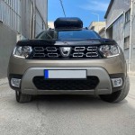 Πλαίσια Προβολέα Εμπρός Πλαινά Για Dacia Duster 2018+ Ασημί Χρώμα 2 Τεμάχια