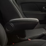 Κονσόλα Χειροφρένου Τεμπέλης Armster OE1 Για Dacia Duster 2018+ Χωρίς Εργοστασιακό Τεμπέλη Μαύρο Χρώμα