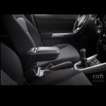 Κονσόλα Χειροφρένου Τεμπέλης Armster 2 Για Suzuki Swift 2010-2017 Ασημί Χρώμα