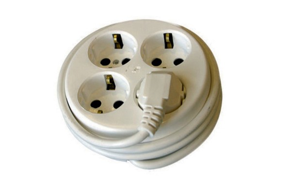 Maestro 34011 Τετραπριζο Στρογγυλο Με Καλωδιο , 3Χ1MM 1,5Μ
