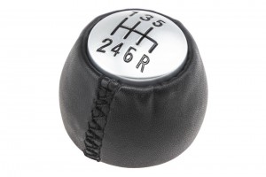 Πομολο Ταχυτητων Μαρκε Για Alfa Romeo 147 00>10 /GT 03>10 Με Ενδειξη 6 Ταχυτητων Nty orig.55347082