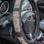 Καλυμμα Τιμονιου SWC-59 (M) 37>39cm Μαυρο Με Σχεδιο Πολυχρωμη Ψαθα Amio - 1 ΤΕΜ. Καλυμμα Τιμονιου SWC-59 (M) 37>39cm Μαυρο Με Σχεδιο Πολυχρωμη Ψαθα Amio - 1 ΤΕΜ.