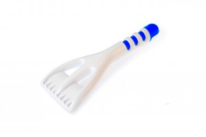 Ξυστρα Παγου Με Λαβη Χειρος ΜΠΛΕ/ΛΕΥΚΟ Amio - 1 ΤΕΜ.