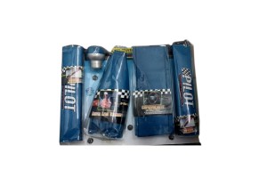 Κιτ Μαξιλαρικα Ζωνης + Πομολο Ταχυτηων + Φουσκα Ταχυτητων + Καλυμμα Τιμονιου ΜΠΛΕ-SIMONI Racing