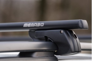 Menabo Μπαρες Οροφης Αλουμινιου Sherman Black 120 Cm Σε Μαυρο Χρωμα Για Renault 4 E-Tech 5 Doors 2024> Με Raised Rails (Παράλληλες Μπάρες Με Κενό) - 2 ΤΕΜ. (12280/MB)