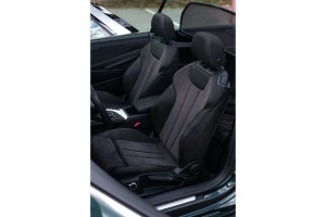 Υγρα Μαντηλακια Καθαρισμου Λεκεδων Απο Υφασματα & Ταπετσαριες 24x22 Cm Lampa - 24 TEM.