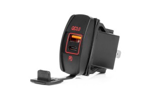 Πριζα Με 2 ΘΥΡΕΣ-USB & USB-C Και Καπακι 12/24V Quick Charge 3.0 Αδιαβροχη Μακροστενο Σχημα Μαυρηamio - 1 Τεμ.