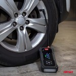 Amio - Φορητός Εκκινητής Μπαταρίας (Jump Starter) Με Ενσωματωμένο Κομπρεσέρ Αέρα, Powerbank Και Φακό Led Τάση Λειτουργίας 12V Με Χωρητικότητα 7,2Ah Και Μέγιστο Ρεύμα Εκκίνησης 600A Για Επιβατικά Αυτοκίνητα - 1 τεμ. (04674/AM)