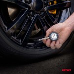 Amio - Μηχανικό Μανόμετρο Πίεσης Ελαστικών 7 Bar Με Περιστρεφόμενη Κεφαλή Και Βαλβίδα Εκτόνωσης – Αναλογικό Υψηλής Ακρίβειας - 1 τεμ. (04469/AM)