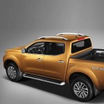 Μπάρες Οροφής Railing Για Nissan Navara 2015-2020 (Roof Rails) Ασημί 2 Τεμάχια